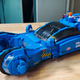 Imagen para el artículo titulado Este increíble modelo de Lego de uno de los autos voladores de Blade Runner está hecho de 2.000 piezas